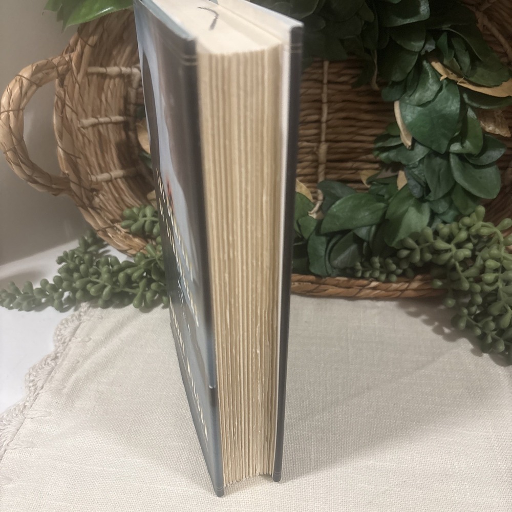 The Company of Strangers Hardcover, by Wilson Robert Good Suspenseful Thriller - Picture 13 of 13